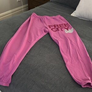 Free City Sweatpants